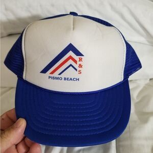BRAND NEW VINTAGE TRUCKER HAT  R&S PISMO BEACH 1980S